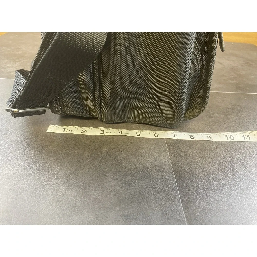 Tumi Ballistic Nylon Briefcase/Carry on with Split Travel Toiletry Kit-22154D4‎
